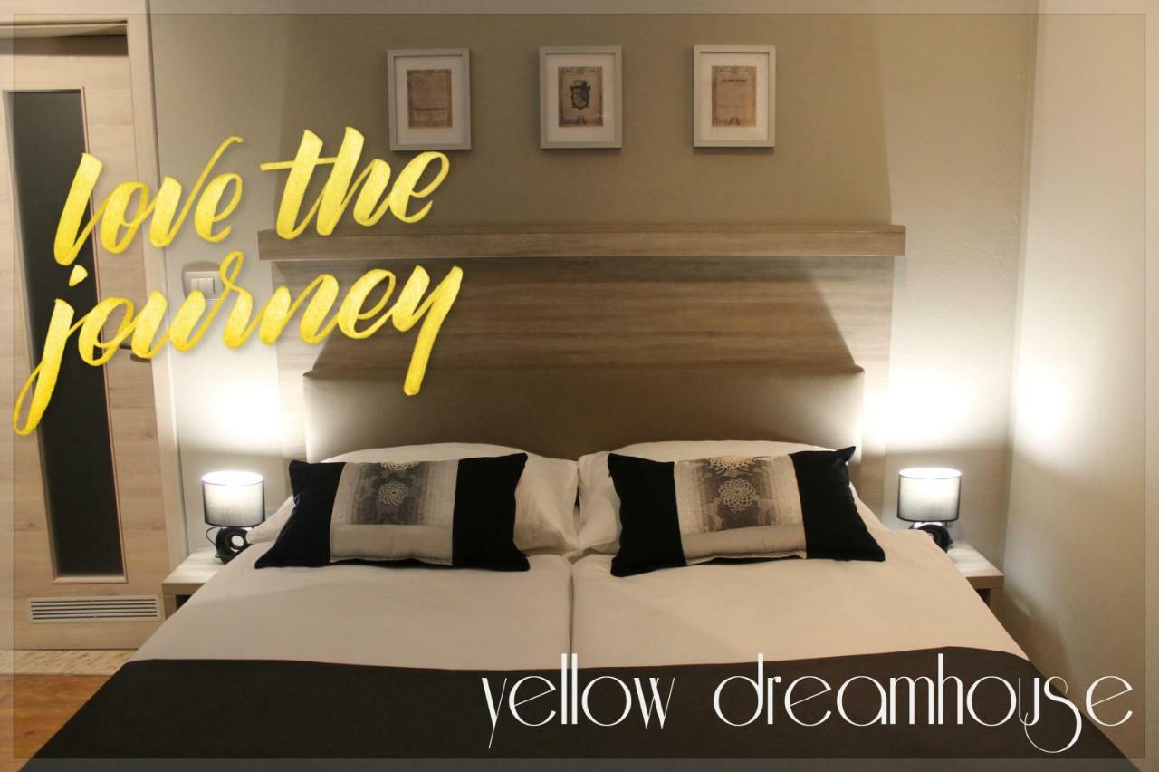 Yellow Dreamhouse Postojna Exterior photo